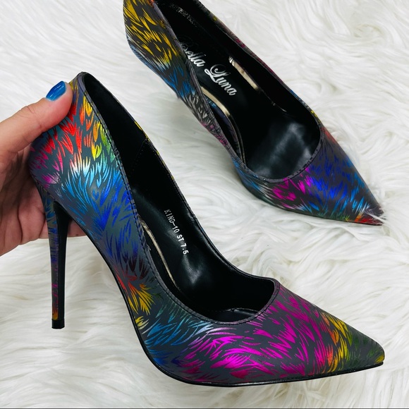 Multi patterned iridescent pump - Picture 4 of 6